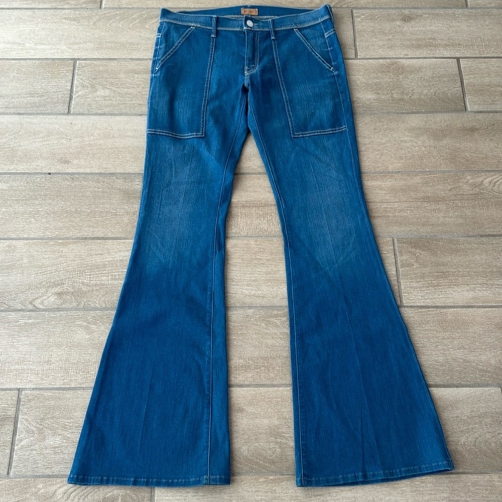 Mother Hazer Jeans in Maiden & Unicorn Size: 31